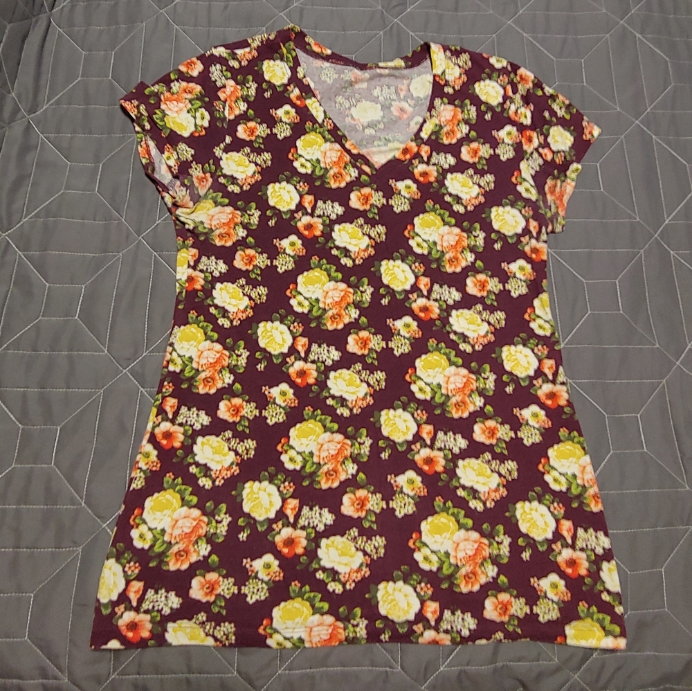 Floral tee